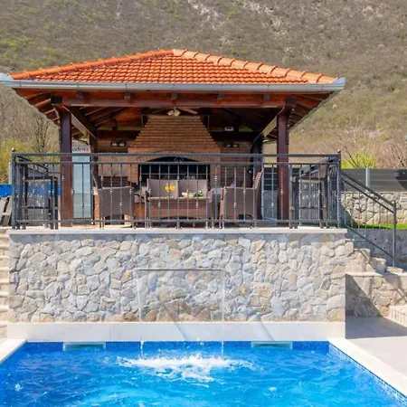 Ivandvor In Split By Guide *